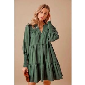 Tuckernuck Pomander Place Ceci Smocked Tiered Long Sleeve Dress Green Size L